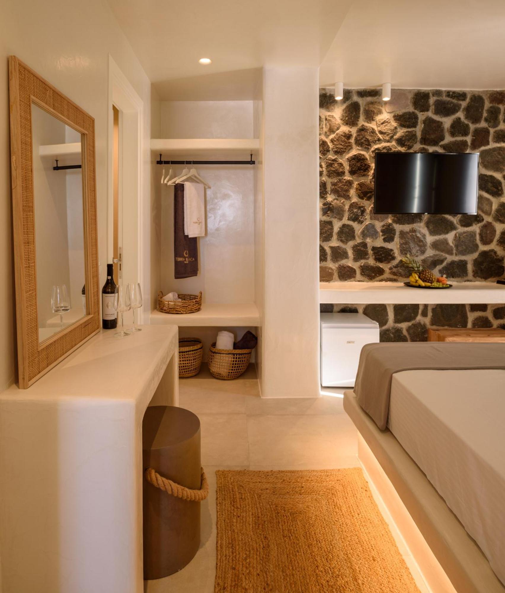 Terra Blanca Suites Imerovigli  Ngoại thất bức ảnh